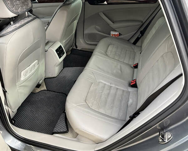 Серый Фольксваген Пассат, объемом двигателя 2 л и пробегом 229 тыс. км за 11800 $, фото 8 на Automoto.ua