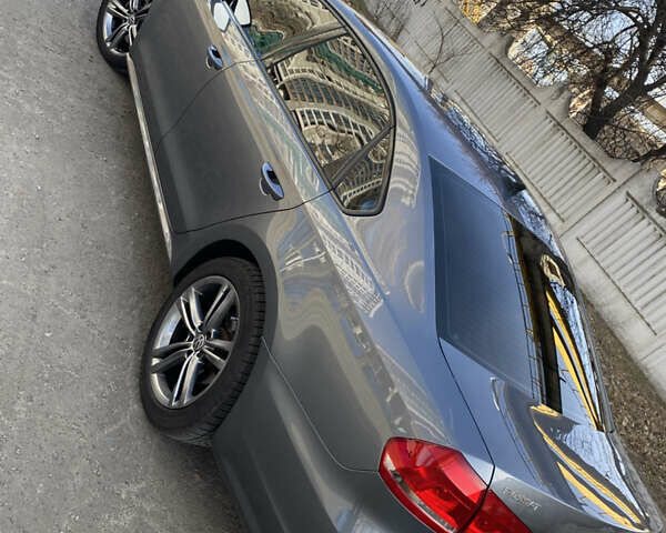 Сірий Фольксваген Пассат, об'ємом двигуна 2.5 л та пробігом 190 тис. км за 11500 $, фото 3 на Automoto.ua