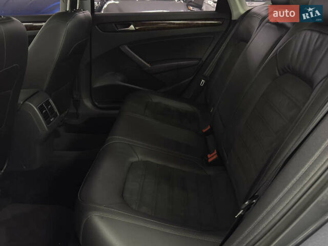 Серый Фольксваген Пассат, объемом двигателя 1.97 л и пробегом 161 тыс. км за 14999 $, фото 24 на Automoto.ua