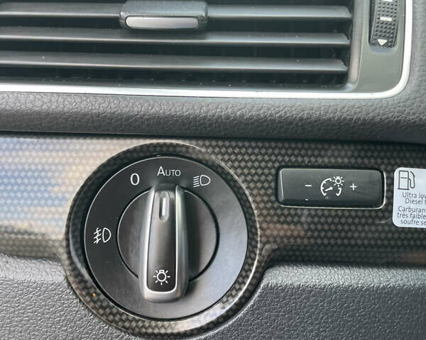 Фольксваген Пассат 2013 в Кривом Озере на Automoto.ua Серый Фольксваген Пассат, объемом двигателя 2 л и пробегом 192 тыс. км за 12500 $, фото 26 на Automoto.ua