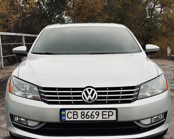 Фольксваген Пассат 2013 у Прилуках на Automoto.ua Сірий Фольксваген Пассат, об'ємом двигуна 2 л та пробігом 178 тис. км за 12500 $, фото 3 на Automoto.ua