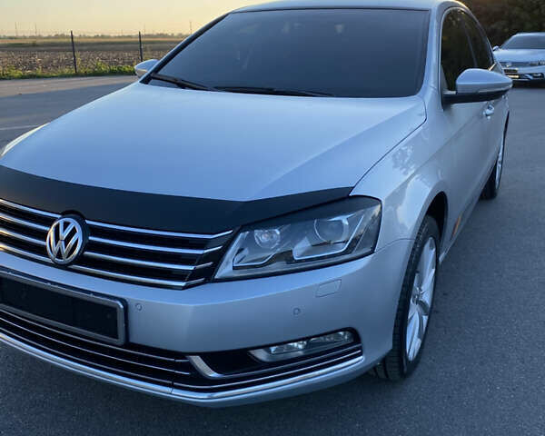 Серый Фольксваген Пассат, объемом двигателя 2 л и пробегом 180 тыс. км за 12500 $, фото 52 на Automoto.ua