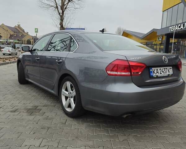 Сірий Фольксваген Пассат, об'ємом двигуна 2.48 л та пробігом 123 тис. км за 11300 $, фото 6 на Automoto.ua