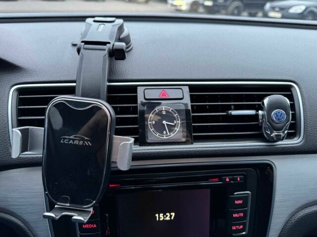 Сірий Фольксваген Пассат, об'ємом двигуна 2.5 л та пробігом 236 тис. км за 11800 $, фото 19 на Automoto.ua