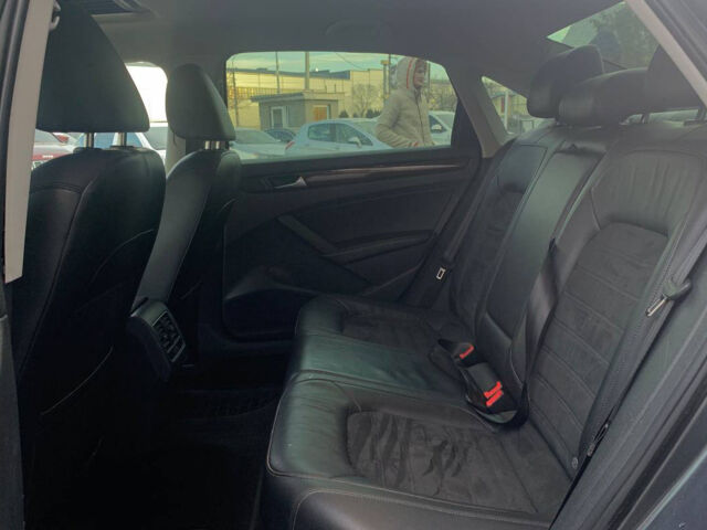 Сірий Фольксваген Пассат, об'ємом двигуна 2.5 л та пробігом 284 тис. км за 10300 $, фото 18 на Automoto.ua