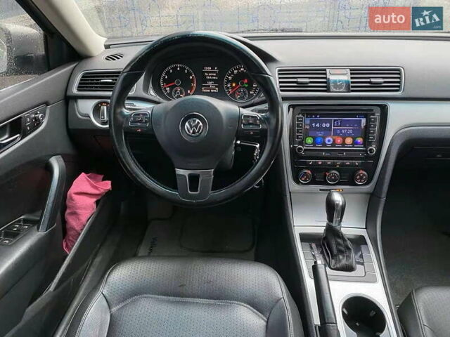 Сірий Фольксваген Пассат, об'ємом двигуна 2.5 л та пробігом 156 тис. км за 8999 $, фото 24 на Automoto.ua