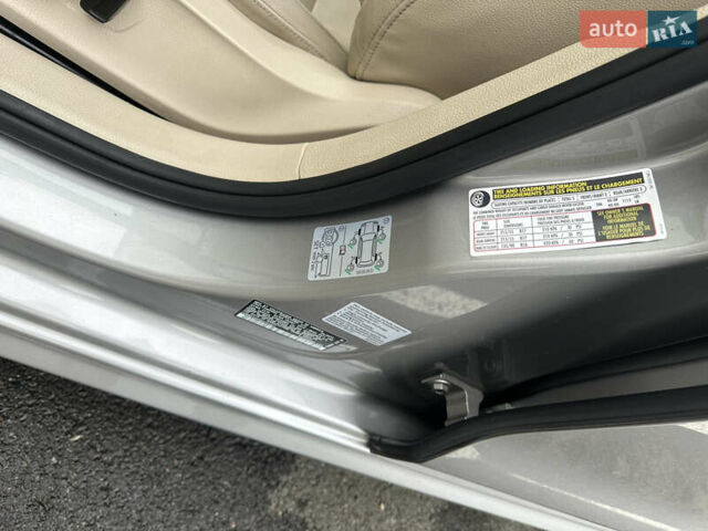 Серый Фольксваген Пассат, объемом двигателя 2.5 л и пробегом 226 тыс. км за 10500 $, фото 25 на Automoto.ua