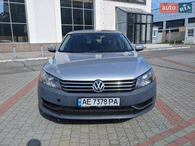 Сірий Фольксваген Пассат, об'ємом двигуна 2.48 л та пробігом 197 тис. км за 9000 $, фото 3 на Automoto.ua