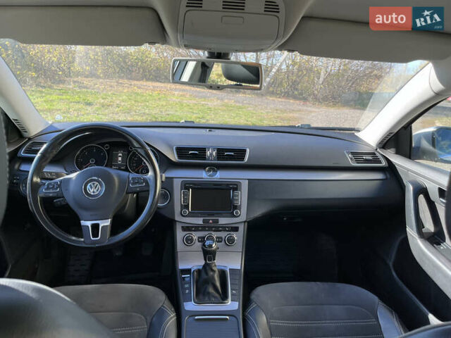 Серый Фольксваген Пассат, объемом двигателя 1.97 л и пробегом 274 тыс. км за 12500 $, фото 5 на Automoto.ua