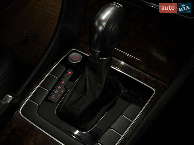 Серый Фольксваген Пассат, объемом двигателя 1.97 л и пробегом 161 тыс. км за 14999 $, фото 32 на Automoto.ua