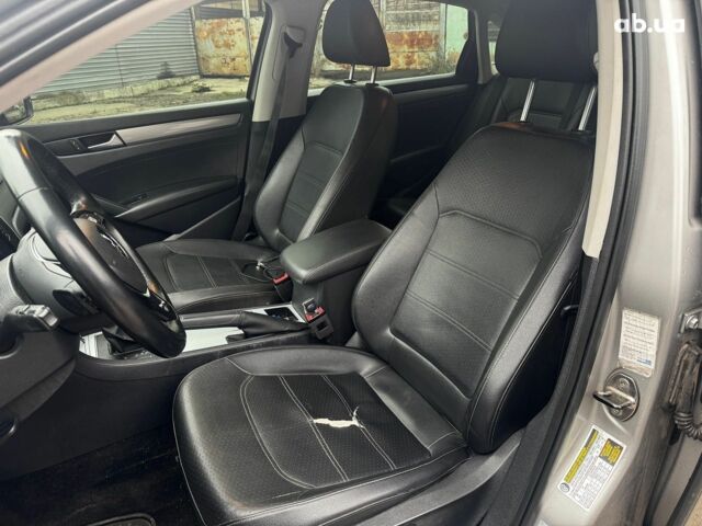 Серый Фольксваген Пассат, объемом двигателя 1.8 л и пробегом 271 тыс. км за 8790 $, фото 13 на Automoto.ua