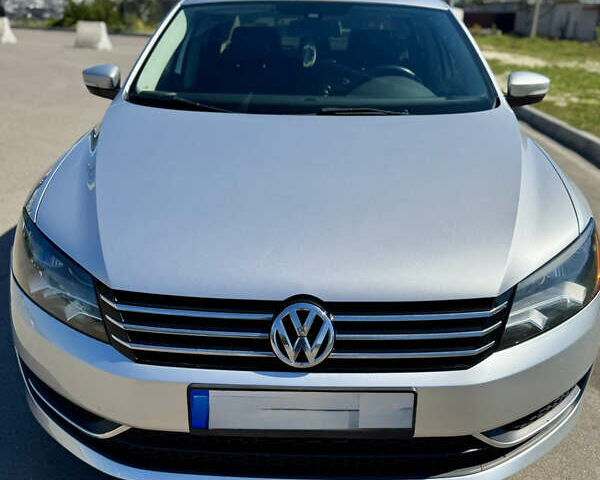 Серый Фольксваген Пассат, объемом двигателя 2.48 л и пробегом 187 тыс. км за 10300 $, фото 1 на Automoto.ua