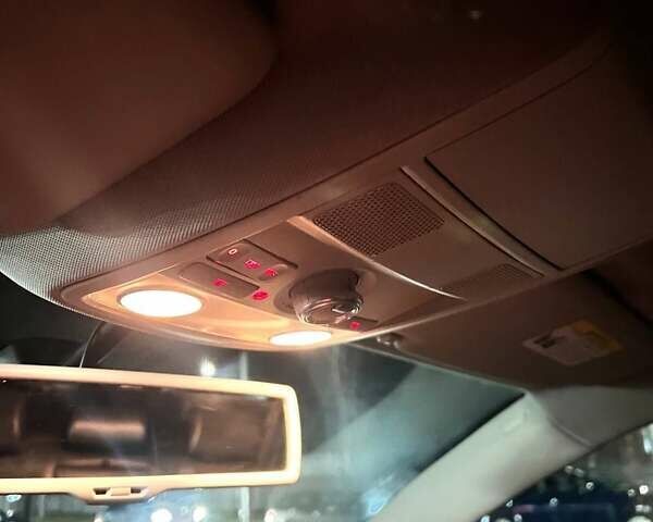 Сірий Фольксваген Пассат, об'ємом двигуна 2 л та пробігом 278 тис. км за 10500 $, фото 12 на Automoto.ua