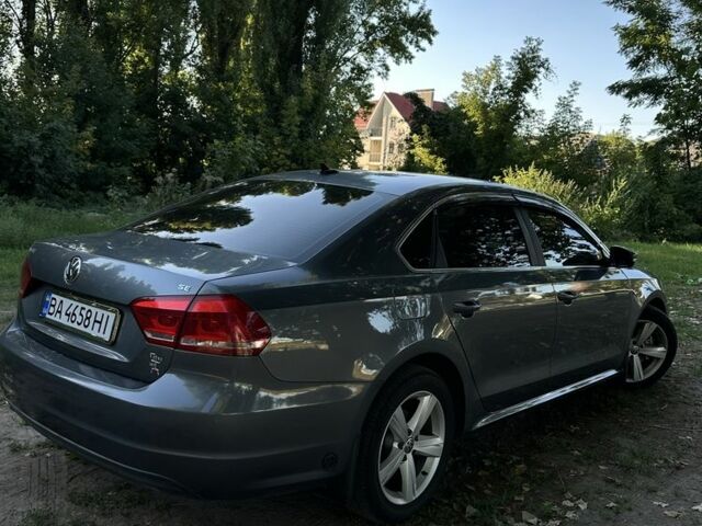 Серый Фольксваген Пассат, объемом двигателя 2.5 л и пробегом 165 тыс. км за 11500 $, фото 4 на Automoto.ua