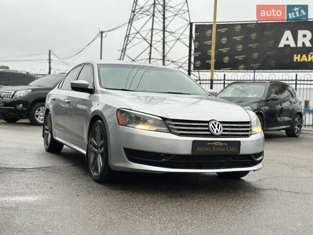 Серый Фольксваген Пассат, объемом двигателя 2.48 л и пробегом 187 тыс. км за 9800 $, фото 8 на Automoto.ua