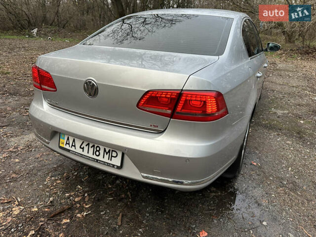 Сірий Фольксваген Пассат, об'ємом двигуна 1.8 л та пробігом 257 тис. км за 8999 $, фото 20 на Automoto.ua