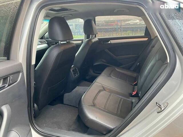 Сірий Фольксваген Пассат, об'ємом двигуна 2.5 л та пробігом 156 тис. км за 9500 $, фото 12 на Automoto.ua