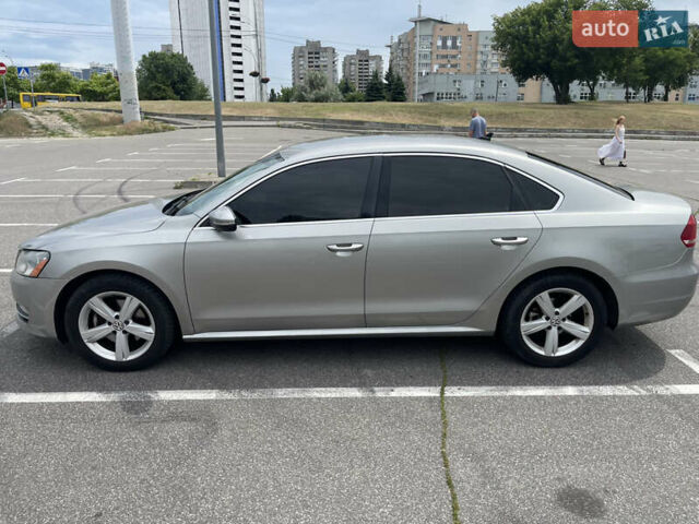 Сірий Фольксваген Пассат, об'ємом двигуна 2.5 л та пробігом 196 тис. км за 10500 $, фото 3 на Automoto.ua