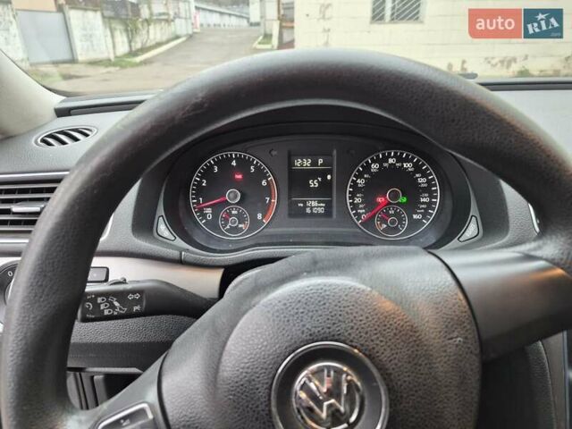 Серый Фольксваген Пассат, объемом двигателя 1.8 л и пробегом 161 тыс. км за 10700 $, фото 6 на Automoto.ua
