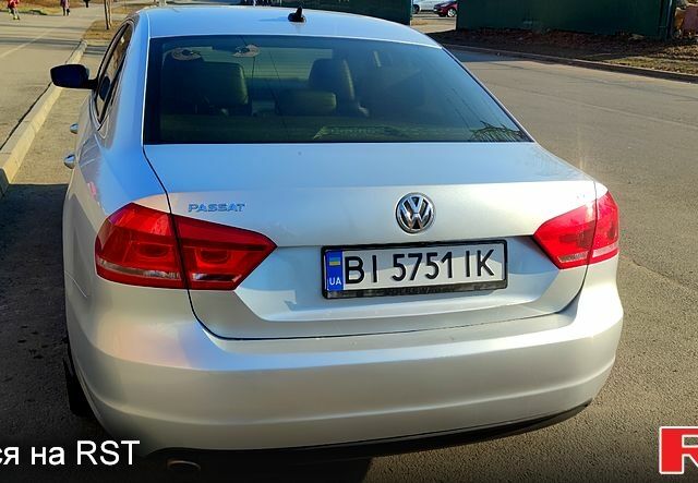 Сірий Фольксваген Пассат, об'ємом двигуна 2.5 л та пробігом 184 тис. км за 9800 $, фото 3 на Automoto.ua