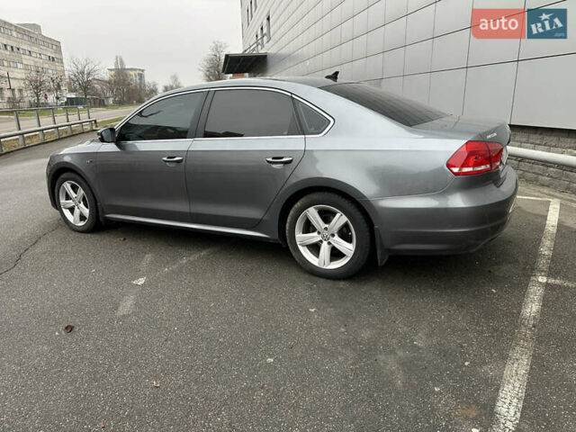 Сірий Фольксваген Пассат, об'ємом двигуна 2.5 л та пробігом 221 тис. км за 9800 $, фото 3 на Automoto.ua