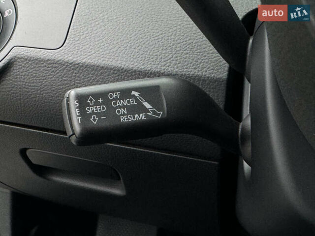 Серый Фольксваген Пассат, объемом двигателя 2 л и пробегом 168 тыс. км за 14900 $, фото 25 на Automoto.ua