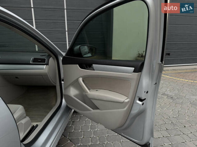 Сірий Фольксваген Пассат, об'ємом двигуна 2 л та пробігом 204 тис. км за 9800 $, фото 36 на Automoto.ua