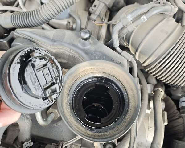 Серый Фольксваген Пассат, объемом двигателя 1.97 л и пробегом 206 тыс. км за 10700 $, фото 24 на Automoto.ua