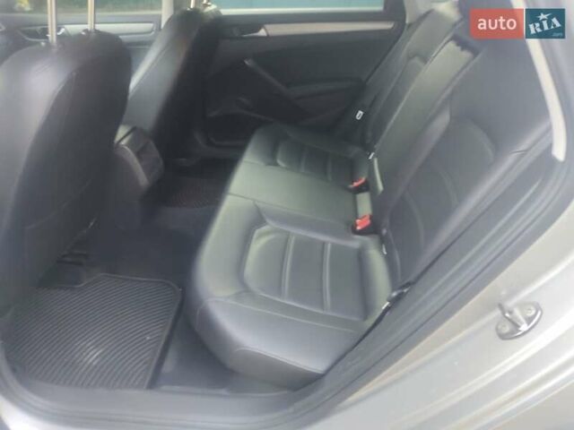 Серый Фольксваген Пассат, объемом двигателя 1.8 л и пробегом 250 тыс. км за 8999 $, фото 9 на Automoto.ua