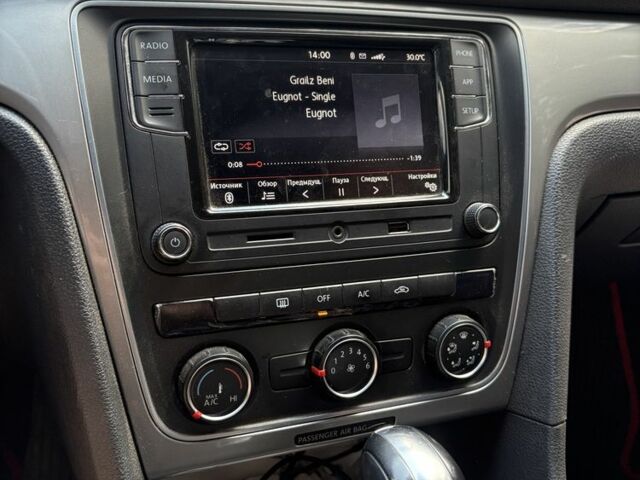 Сірий Фольксваген Пассат, об'ємом двигуна 2.5 л та пробігом 155 тис. км за 9400 $, фото 10 на Automoto.ua