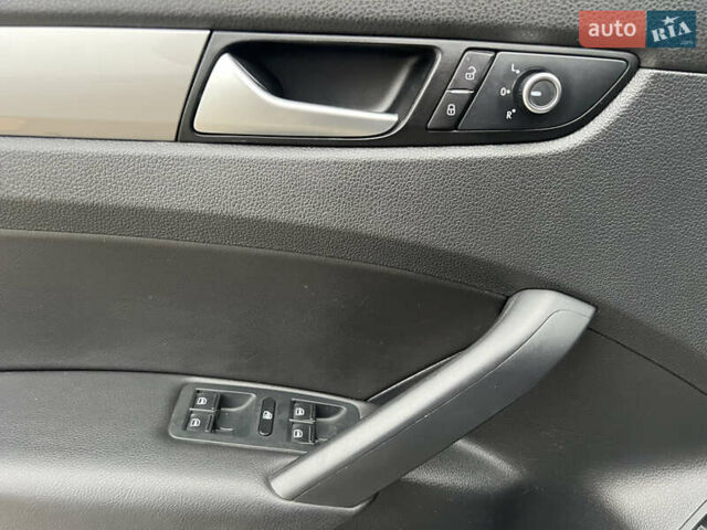 Сірий Фольксваген Пассат, об'ємом двигуна 1.97 л та пробігом 177 тис. км за 11800 $, фото 8 на Automoto.ua