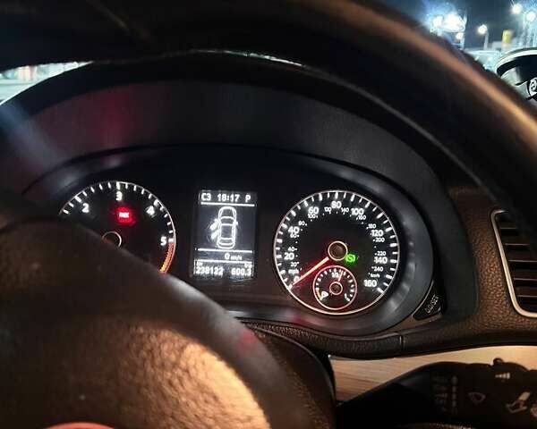 Сірий Фольксваген Пассат, об'ємом двигуна 2 л та пробігом 278 тис. км за 10500 $, фото 7 на Automoto.ua