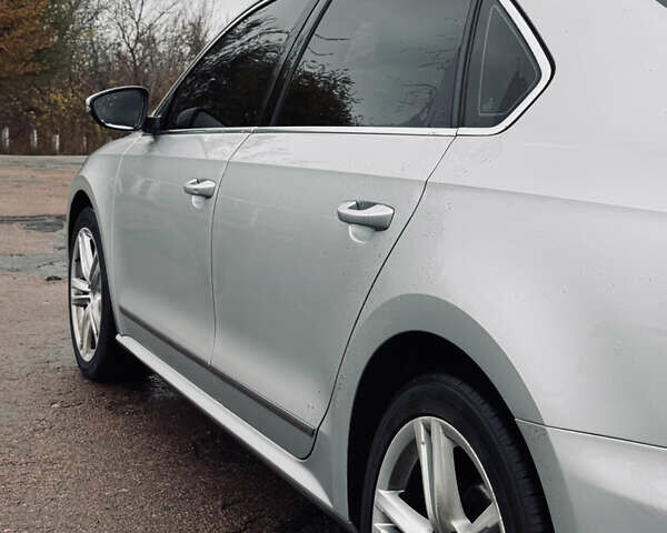 Фольксваген Пассат 2013 у Прилуках на Automoto.ua Сірий Фольксваген Пассат, об'ємом двигуна 2 л та пробігом 178 тис. км за 12500 $, фото 12 на Automoto.ua