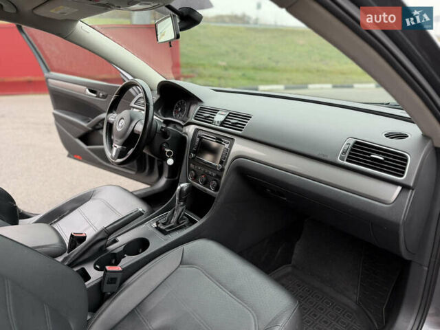 Серый Фольксваген Пассат, объемом двигателя 1.8 л и пробегом 210 тыс. км за 8300 $, фото 16 на Automoto.ua