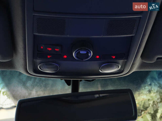 Серый Фольксваген Пассат, объемом двигателя 2 л и пробегом 259 тыс. км за 11500 $, фото 25 на Automoto.ua