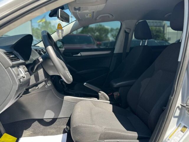 Сірий Фольксваген Пассат, об'ємом двигуна 2.5 л та пробігом 103 тис. км за 9800 $, фото 9 на Automoto.ua