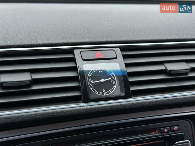 Серый Фольксваген Пассат, объемом двигателя 2.48 л и пробегом 187 тыс. км за 9800 $, фото 30 на Automoto.ua