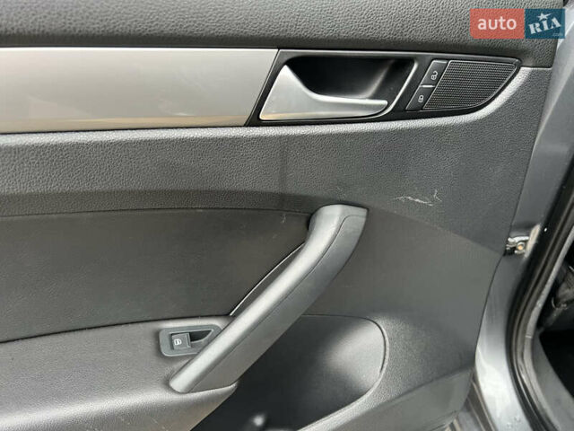 Сірий Фольксваген Пассат, об'ємом двигуна 1.97 л та пробігом 177 тис. км за 11800 $, фото 18 на Automoto.ua