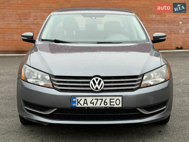 Серый Фольксваген Пассат, объемом двигателя 1.8 л и пробегом 210 тыс. км за 8300 $, фото 1 на Automoto.ua