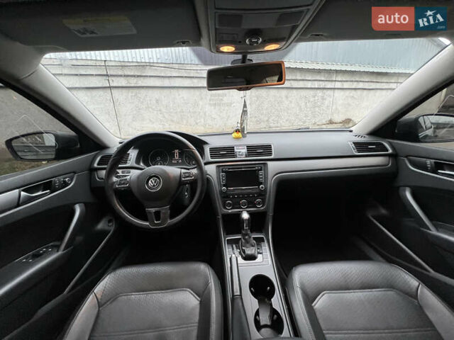 Сірий Фольксваген Пассат, об'ємом двигуна 1.97 л та пробігом 177 тис. км за 11800 $, фото 12 на Automoto.ua