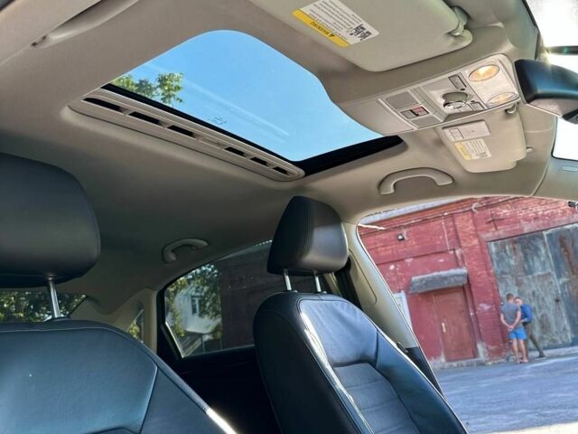 Серый Фольксваген Пассат, объемом двигателя 2 л и пробегом 150 тыс. км за 11902 $, фото 4 на Automoto.ua