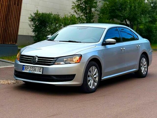 Сірий Фольксваген Пассат, об'ємом двигуна 2.5 л та пробігом 240 тис. км за 7600 $, фото 1 на Automoto.ua