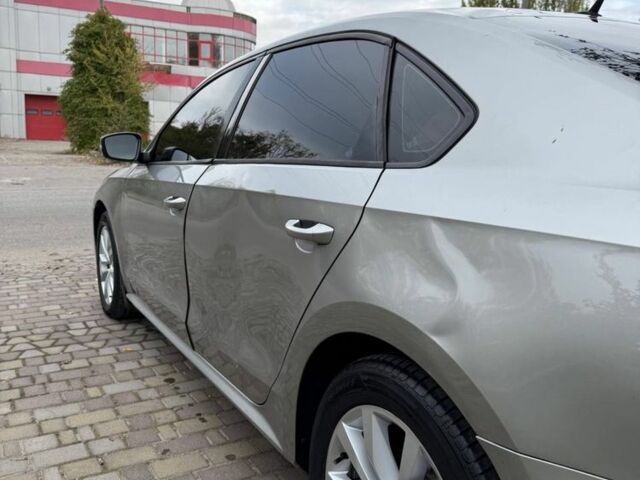 Серый Фольксваген Пассат, объемом двигателя 2.5 л и пробегом 190 тыс. км за 4900 $, фото 1 на Automoto.ua