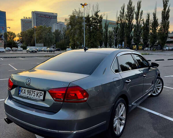 Серый Фольксваген Пассат, объемом двигателя 2 л и пробегом 259 тыс. км за 11500 $, фото 1 на Automoto.ua