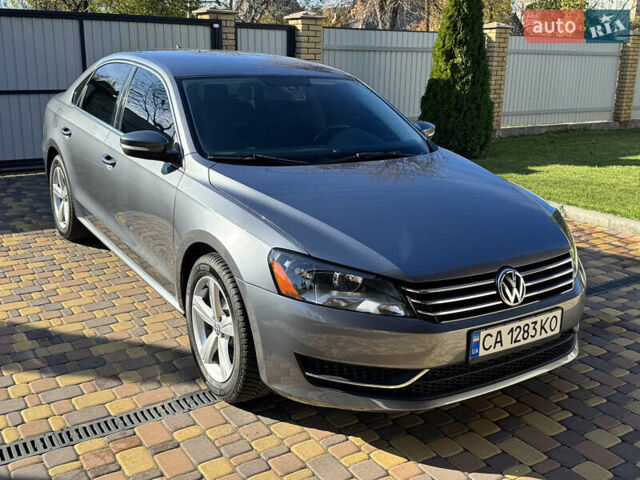 Фольксваген Пассат 2013 в Корсунь-Шевченковском на Automoto.ua Серый Фольксваген Пассат, объемом двигателя 2.5 л и пробегом 156 тыс. км за 10900 $, фото 14 на Automoto.ua