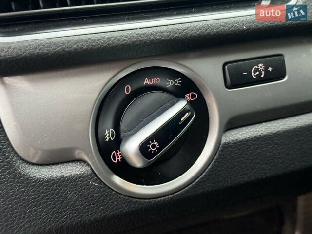 Серый Фольксваген Пассат, объемом двигателя 1.8 л и пробегом 271 тыс. км за 8790 $, фото 15 на Automoto.ua