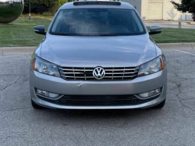 Серый Фольксваген Пассат, объемом двигателя 2 л и пробегом 85 тыс. км за 2300 $, фото 1 на Automoto.ua