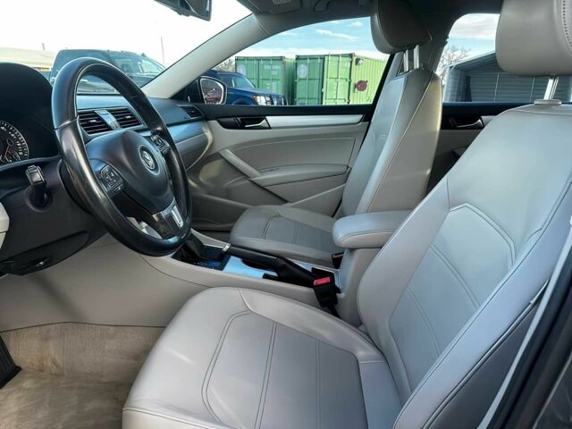 Сірий Фольксваген Пассат, об'ємом двигуна 2 л та пробігом 83 тис. км за 7500 $, фото 7 на Automoto.ua