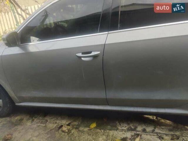 Серый Фольксваген Пассат, объемом двигателя 1.8 л и пробегом 250 тыс. км за 8999 $, фото 13 на Automoto.ua