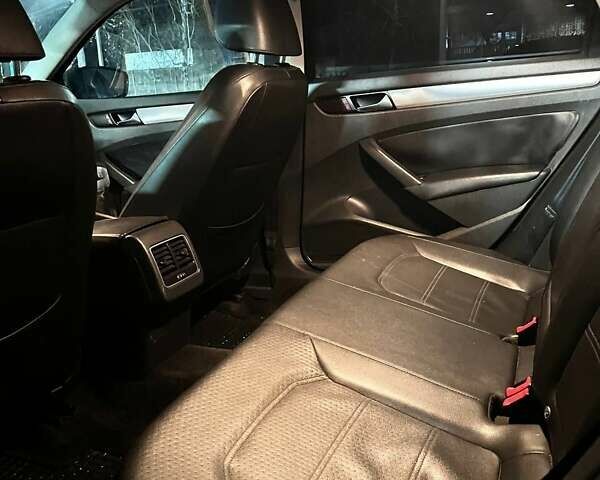 Сірий Фольксваген Пассат, об'ємом двигуна 2 л та пробігом 278 тис. км за 10500 $, фото 11 на Automoto.ua